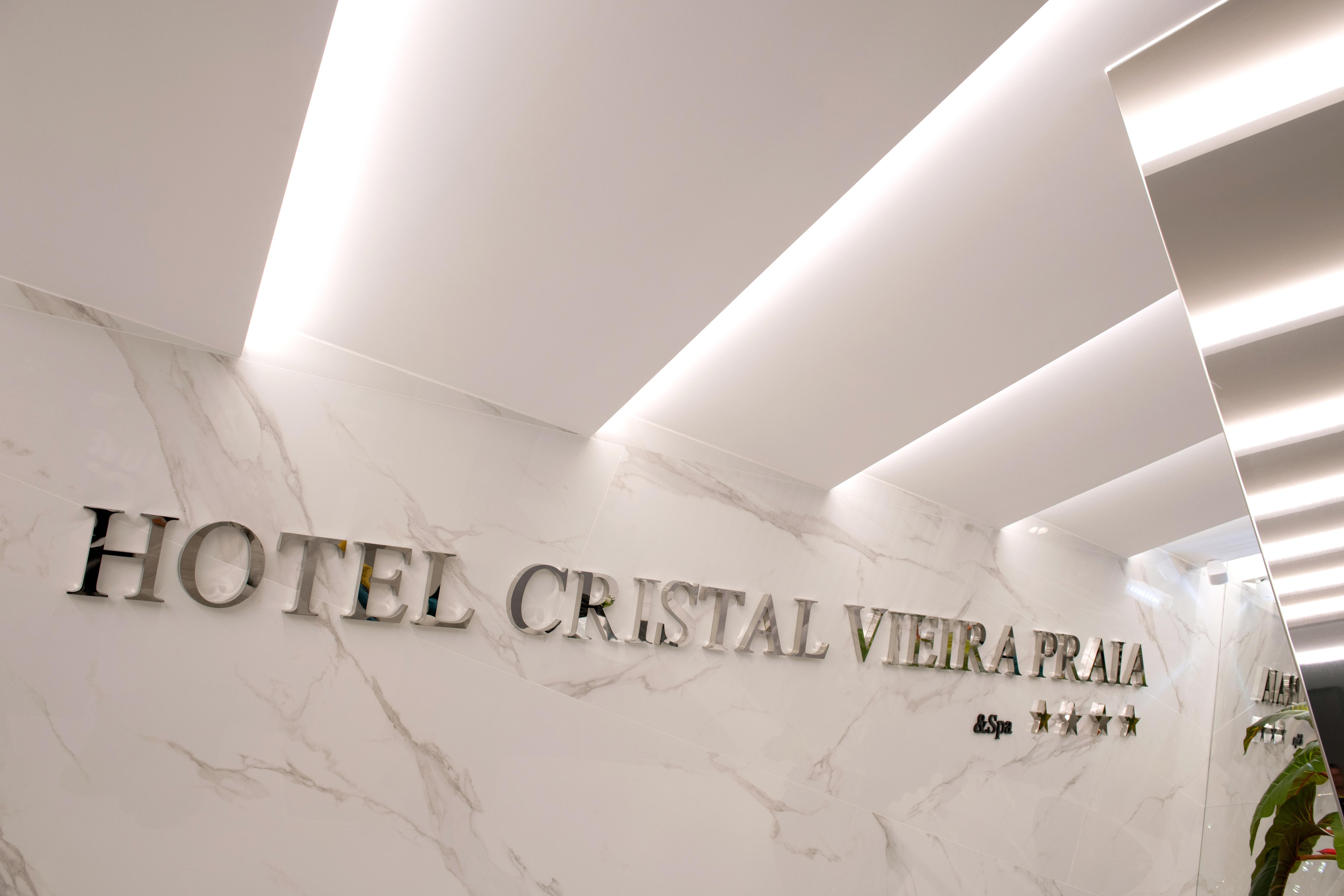 Hotel Cristal Vieira Praia & Spa Виейра-де-Лейрия Экстерьер фото
