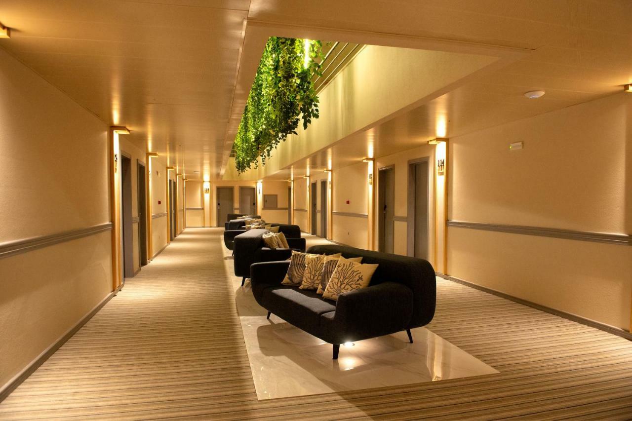 Hotel Cristal Vieira Praia & Spa Виейра-де-Лейрия Экстерьер фото